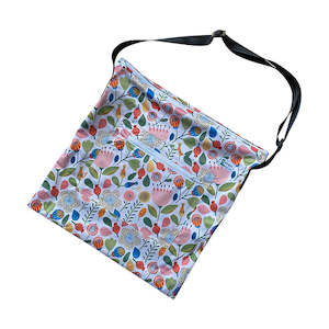 Large Square: In the garden 'The Square' (crossbody wet bag)