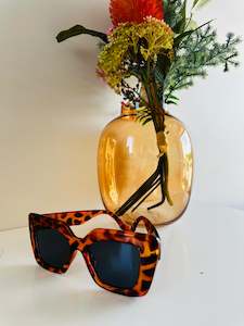 Large square brown tort sunnies