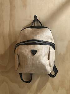 Womenswear: Woven mini back pack