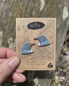 Earrings- tūī studs