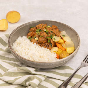 Catering: Beef Massaman Curry (FROZEN)