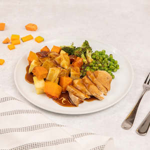 Roast Chicken & Vegetables with Gravy (FROZEN)