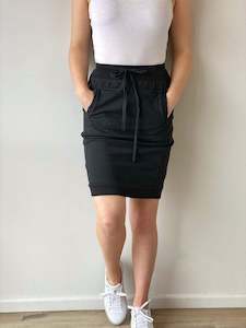 SUZY D MILA ULTIMATE JERSEY SKIRT - BLACK