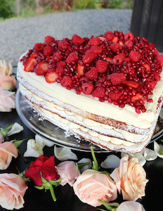 Cafe: ITALIAN WEDDING CAKE Tomboy