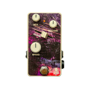 Guitar pedal: BL-44 Reverse