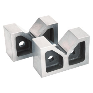 ENGINEERING TOOLS – Tool and Safety Warehouse: Groz Cast Iron V-Block 100 x 56 x 65mm (Pair)