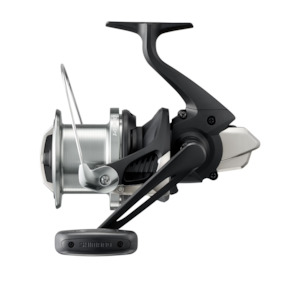 Sporting equipment: Shimano - 24 BEASTMASTER 14000 XC SURF REEL