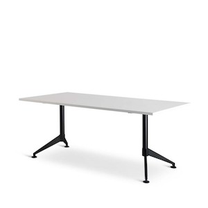 Eiffel Meeting Table 1800 x 900 mm