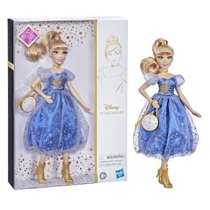 Toy: Disney Princess Style Series Ultimate Princess Celebration Cinderella