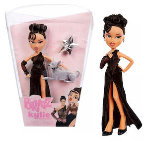 Toy: Bratz: Kylie Jenner Fashion Doll - Night