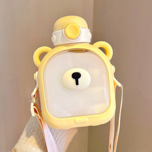 700ml Water Bottle Cute Bear Design with Plastic Straw – Yellow