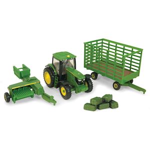 TOMY JOHN DEERE 1:64 6210R TRACTOR WITH 338 BALER & WAGON