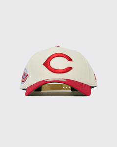 Clothing: New Era 940 AFrame Cincinnati Reds Snapback - Vintage White/Red