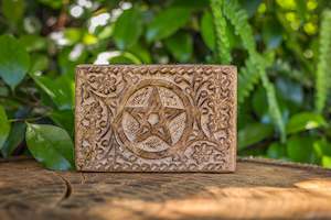 The Witchery: Carved Wooden Box | Pentacle