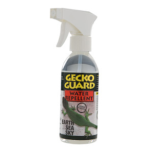 Camping equipment: Earth Sea Sky Gecko Guard