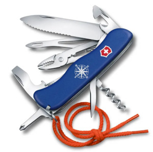 Camping equipment: Victorinox Skipper