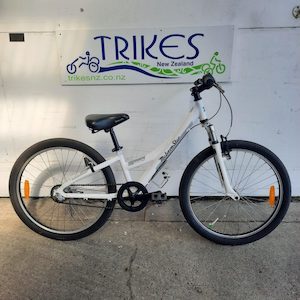 Malvern Star Livewire 24i kids bike – “Pre-Loved” – top condition