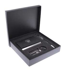 Management: Key Ring & Card Holder Gift Set