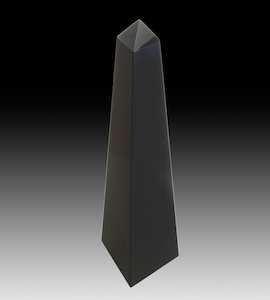 Dynasty Pyramid Award – Black