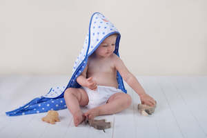 Products: Baby Bath Gift Bundle - Towel & Toy - Ocean Blue