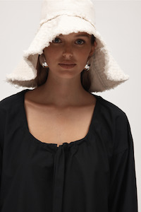 Accessories: Marle Natural Oma Hat