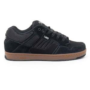 Clothing: DVS Enduro 125 Black Gum Suede