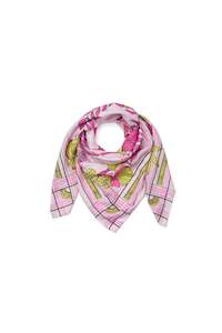 Womenswear: LOLLYS LAUNDRY BIG SCARF-PINK