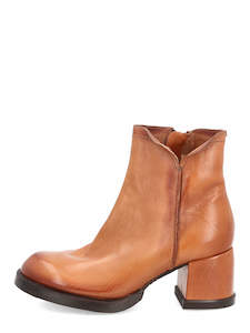 Womenswear: A.S 98 B41201 BOOT- CALVADOS