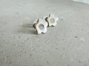 Petal Flower Stud Earrings Twigg Jewellery