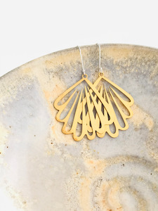 CHEMISTRY Shell Earrings Twigg Jewellery