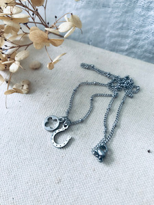 Jewellery: Lucky Clover Horseshoe Necklace Twigg Jewellery