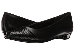 Shoe: Rose Petal Bev Black flat in a W and a WW Width