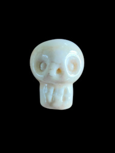 Skull bead