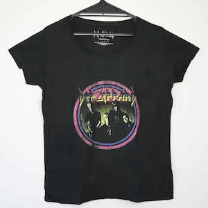 Def Leppard - Vintage Circle Design - Ladies Black T-Shirt