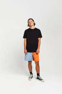 Clothing: Thing Thing Wavy Short Summer