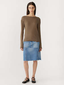 Clothing: Bassike Boatneck Superfine L/S T-Shirt Taupe Brown