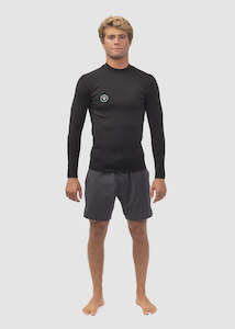 Sporting equipment: Vissla 7 Seas 1mm Jacket - Black