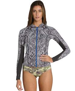 Sporting equipment: Billabong Peeky 1mm Surf Jacket