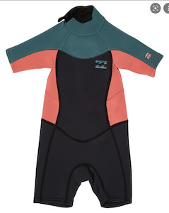 Sporting equipment: Billabong Toddler Synergy 2/2 Spring Suit