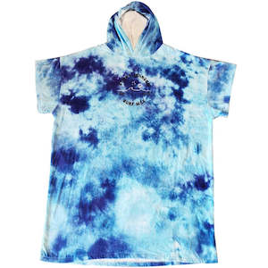 Sporting equipment: Sticky Johnson Hooded Towel Blue Tie Dye