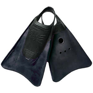 Sporting equipment: Manta Blade Fins