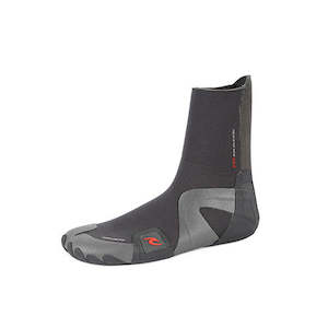 Sporting equipment: Ripcurl Junior Dawn Patrol 3mm Boot W Zip