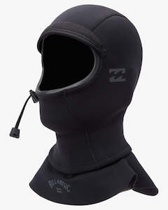 Sporting equipment: 2mm Furnace Hooded Surf Cap