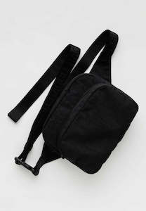 Gifts For Him: Baggu Fanny Pack Black