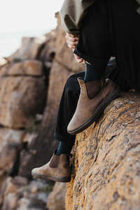 GLOBE FOOTWEAR - DOVE 2 / DARK BROWN WASTED TALENT