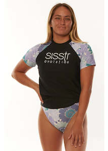 SISSTR RASH TOP - SUNNY HARDIN SS RASHGUARD / SEA SALT