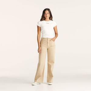 Wrangler Jeans - Hi Bells Petite / Earthy Sand