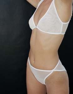 Lingerie: Dive Bra Bone