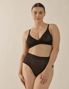 Lingerie: Canova Bralette Black