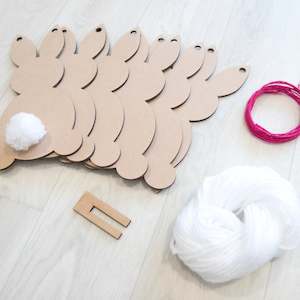 Bunny Bunting Craft with DIY Pompoms